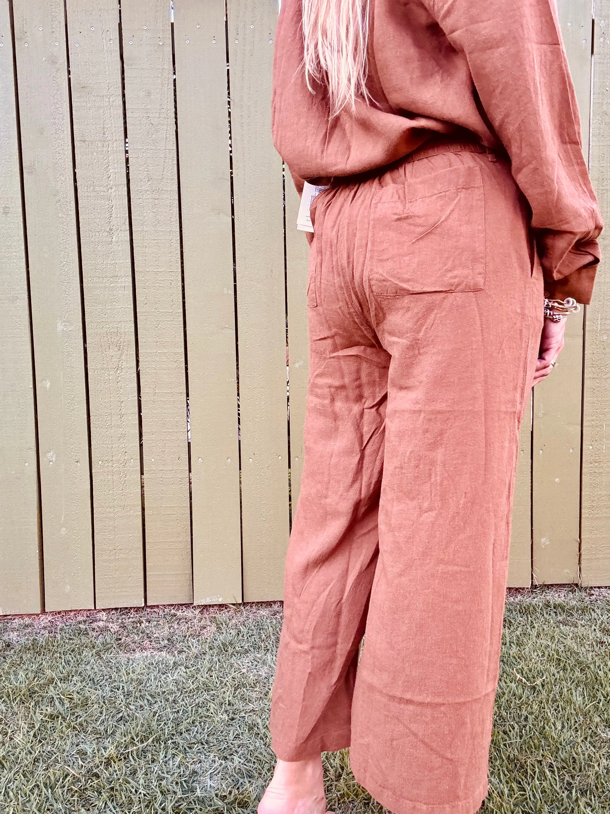 CARVE DESIGNS Suki Linen Pant - Rum Chambray